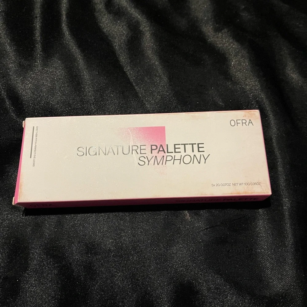 Ofra Eyeshadow Palette